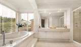 https://images.listonce.com.au/custom/160x/listings/29-harold-keys-narre-warren-south-vic-3805/385/01899385_img_05.jpg?9nxZaas6i18