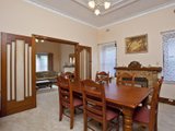 https://images.listonce.com.au/custom/160x/listings/29-hayes-road-strathmore-vic-3041/486/00847486_img_02.jpg?rQWrRnGS4rM