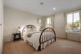 https://images.listonce.com.au/custom/160x/listings/29-heron-court-ringwood-north-vic-3134/474/01024474_img_08.jpg?0b_OnyNzVRI