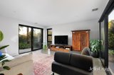 https://images.listonce.com.au/custom/160x/listings/29-hutchinson-avenue-warrandyte-vic-3113/840/01970840_img_08.jpg?yih2T1jVwdY