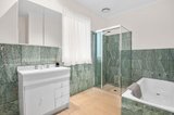 https://images.listonce.com.au/custom/160x/listings/29-johnson-avenue-rye-vic-3941/451/01751451_img_04.jpg?mgPmtEuLG78