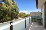 https://images.listonce.com.au/custom/160x/listings/29-jones-street-thornbury-vic-3071/809/01850809_img_07.jpg?bIq--NlujRI