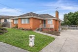 https://images.listonce.com.au/custom/160x/listings/29-kalimna-street-mooroolbark-vic-3138/719/01934719_img_05.jpg?z9BxUwaAwiY