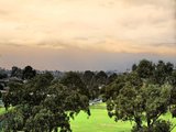 https://images.listonce.com.au/custom/160x/listings/29-kampman-street-bulleen-vic-3105/648/01684648_img_09.jpg?FqOb65wvdFQ