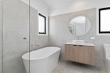 https://images.listonce.com.au/custom/160x/listings/29-kathryn-road-knoxfield-vic-3180/082/01899082_img_03.jpg?QjXNMahJFog