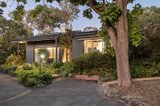 https://images.listonce.com.au/custom/160x/listings/29-kenilworth-avenue-wonga-park-vic-3115/847/01488847_img_02.jpg?ZjGOD9G0UYo