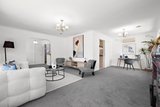 https://images.listonce.com.au/custom/160x/listings/29-kooringa-crescent-wheelers-hill-vic-3150/251/01935251_img_08.jpg?arj14XBIhEI