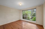 https://images.listonce.com.au/custom/160x/listings/29-lansell-road-mooroolbark-vic-3138/912/01810912_img_12.jpg?ieTLuOsu6EE