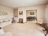 https://images.listonce.com.au/custom/160x/listings/29-layton-crescent-newtown-vic-3220/203/01699203_img_03.jpg?i8J0O4kouFI