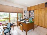 https://images.listonce.com.au/custom/160x/listings/29-layton-crescent-newtown-vic-3220/203/01699203_img_12.jpg?bI7ALxbyWLs