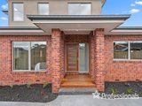 https://images.listonce.com.au/custom/160x/listings/29-leigh-road-croydon-vic-3136/661/01525661_img_02.jpg?ub5gz_EZvtw