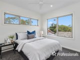 https://images.listonce.com.au/custom/160x/listings/29-leigh-road-croydon-vic-3136/661/01525661_img_17.jpg?ctHK54RtPfo