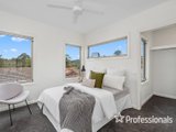 https://images.listonce.com.au/custom/160x/listings/29-leigh-road-croydon-vic-3136/661/01525661_img_18.jpg?RG4vS528VbY