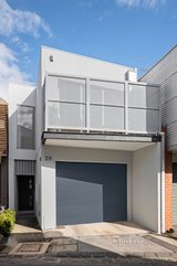 https://images.listonce.com.au/custom/160x/listings/29-little-curran-street-north-melbourne-vic-3051/971/01359971_img_11.jpg?bUcQFVzXgPY