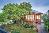 https://images.listonce.com.au/custom/160x/listings/29-louisville-avenue-pascoe-vale-south-vic-3044/103/01578103_img_13.jpg?XYKn-alDKaw