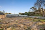 https://images.listonce.com.au/custom/160x/listings/29-monomeith-street-mooroolbark-vic-3138/764/01725764_img_05.jpg?vxI4PqHfBXo