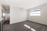 https://images.listonce.com.au/custom/160x/listings/29-morello-circle-doncaster-east-vic-3109/830/01716830_img_07.jpg?dbP4m7lb-54