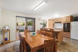 https://images.listonce.com.au/custom/160x/listings/29-newlands-crescent-doncaster-east-vic-3109/733/00896733_img_05.jpg?aH-eRfYjb-U