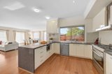 https://images.listonce.com.au/custom/160x/listings/29-packham-crescent-glen-waverley-vic-3150/175/00304175_img_03.jpg?NIyZ-vH-r0M