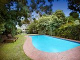 https://images.listonce.com.au/custom/160x/listings/29-parkhill-road-kew-vic-3101/258/01684258_img_08.jpg?hIYWbKZrH3A