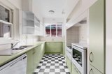 https://images.listonce.com.au/custom/160x/listings/29-peterleigh-grove-essendon-vic-3040/264/01751264_img_10.jpg?xscj8wR6dwo