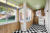 https://images.listonce.com.au/custom/160x/listings/29-peterleigh-grove-essendon-vic-3040/264/01751264_img_11.jpg?Hy90XBIovSc