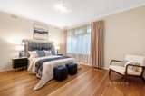 https://images.listonce.com.au/custom/160x/listings/29-pickford-street-burwood-east-vic-3151/042/01604042_img_07.jpg?ikWLZqk-cS4