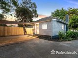 https://images.listonce.com.au/custom/160x/listings/29-plumer-street-croydon-vic-3136/756/01525756_img_09.jpg?Q1nc3uvLM38