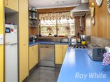 https://images.listonce.com.au/custom/160x/listings/29-plymouth-street-glen-waverley-vic-3150/913/01660913_img_04.jpg?E4ero7C8wDc