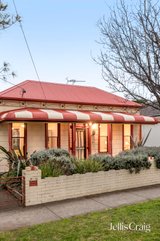 https://images.listonce.com.au/custom/160x/listings/29-raleigh-street-thornbury-vic-3071/166/01767166_img_18.jpg?FfRcYiZ6I6I