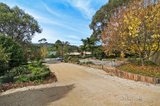 https://images.listonce.com.au/custom/160x/listings/29-rodney-drive-woodend-vic-3442/229/00797229_img_01.jpg?bw1fwiZNdXo