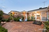 https://images.listonce.com.au/custom/160x/listings/29-rolls-court-glen-waverley-vic-3150/449/01890449_img_15.jpg?Ri9JQHUobDU