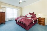 https://images.listonce.com.au/custom/160x/listings/29-roslyn-road-belmont-vic-3216/049/01608049_img_08.jpg?813xT0XiwgY