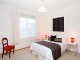https://images.listonce.com.au/custom/160x/listings/29-shackleton-street-belmont-vic-3216/832/01699832_img_05.jpg?WLzyJgDW_l8