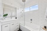 https://images.listonce.com.au/custom/160x/listings/29-spray-point-road-blairgowrie-vic-3942/536/00644536_img_12.jpg?xgUnMVb1xfc