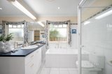 https://images.listonce.com.au/custom/160x/listings/29-sunbeam-avenue-ringwood-east-vic-3135/999/01333999_img_07.jpg?lGuu7_qod4c