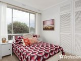 https://images.listonce.com.au/custom/160x/listings/29-swinburne-avenue-mooroolbark-vic-3138/978/01524978_img_11.jpg?mtbVi_cUMB0