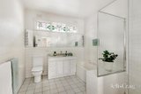 https://images.listonce.com.au/custom/160x/listings/29-tatong-road-brighton-east-vic-3187/702/01984702_img_11.jpg?_j_w33wXM_k