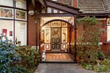 https://images.listonce.com.au/custom/160x/listings/29-tennyson-street-elwood-vic-3184/896/01810896_img_02.jpg?_rhn5zwTTyI