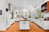 https://images.listonce.com.au/custom/160x/listings/29-tennyson-street-elwood-vic-3184/896/01810896_img_08.jpg?h0cw9uHQ830