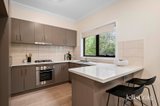 https://images.listonce.com.au/custom/160x/listings/29-thackeray-court-croydon-vic-3136/869/01922869_img_03.jpg?qPp6JxU5iCU