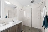 https://images.listonce.com.au/custom/160x/listings/29-the-eyrie-lilydale-vic-3140/661/01719661_img_09.jpg?Up21zPdacR0