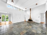 https://images.listonce.com.au/custom/160x/listings/29-victor-crescent-forest-hill-vic-3131/617/01975617_img_04.jpg?5qZhB0ntISo