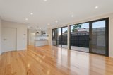 https://images.listonce.com.au/custom/160x/listings/29-wave-avenue-mount-waverley-vic-3149/283/00161283_img_02.jpg?jIg2GlQg1nI