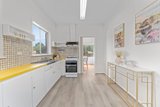 https://images.listonce.com.au/custom/160x/listings/29-wave-avenue-mount-waverley-vic-3149/376/01930376_img_13.jpg?mxc9yHxoxT8