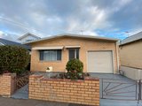 https://images.listonce.com.au/custom/160x/listings/29-yuille-street-geelong-west-vic-3218/159/01727159_img_12.jpg?JPwsUHbMg6A