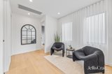 https://images.listonce.com.au/custom/160x/listings/292-kenmare-street-mont-albert-vic-3127/562/01809562_img_13.jpg?c3oeCa8F-4k