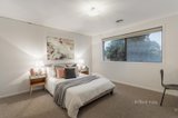 https://images.listonce.com.au/custom/160x/listings/292-springfield-road-nunawading-vic-3131/891/01040891_img_07.jpg?CHoKutp8DNk