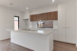 https://images.listonce.com.au/custom/160x/listings/293-hull-road-croydon-vic-3136/747/01602747_img_18.jpg?nRFCuWMwVHY