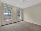 https://images.listonce.com.au/custom/160x/listings/294-bridge-street-eltham-vic-3095/866/01651866_img_05.jpg?XR2pSZ9vX2s